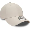bezowa-regulowana-czapka-z-zakrzywionym-daszkiem-9forty-flawless-new-york-yankees-mlb-od-new-era