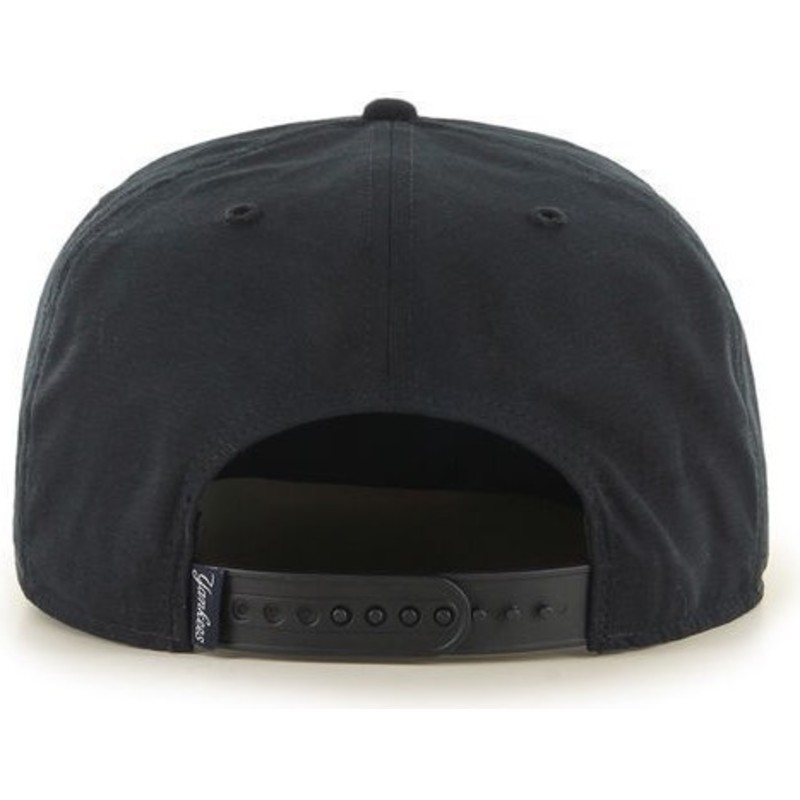 plaska-czapka-czarna-snapback-new-york-yankees-mlb-47-brand