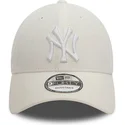 new-era-curved-brim-white-logo-9forty-linen-new-york-yankees-mlb-white-adjustable-cap