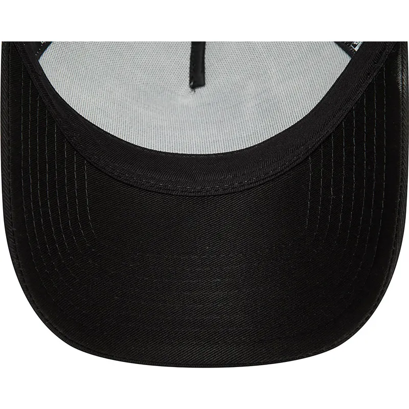 czapki-curva-czarny-snapback-a-frame-graphic-hot-dog-new-york-new-era