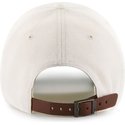 wyginieta-czapka-bezowa-z-czarnym-logo-new-york-yankees-mlb-clean-up-47-brand