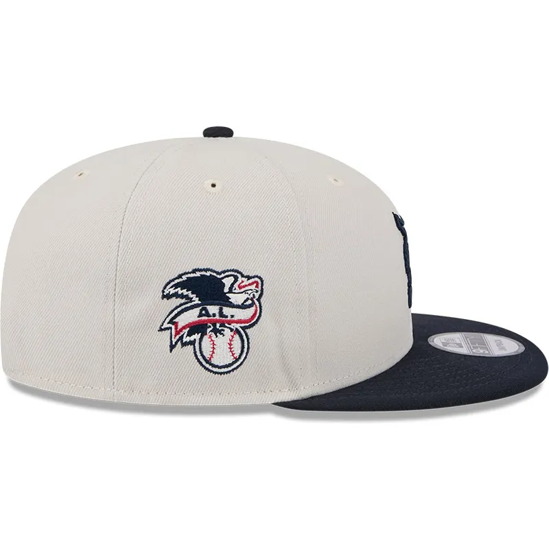 czapka-z-plaskim-daszkiem-bezowo-granatowa-snapback-9fifty-4th-of-july-detroit-tigers-mlb-new-era