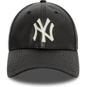 czapka-z-daszkiem-czarna-regulowana-9forty-leather-new-york-yankees-mlb-new-era