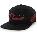 czarna-czapka-snapback-z-plaskim-daszkiem-z-logo-liter-detroit-red-wings-nhl-od-47-brand