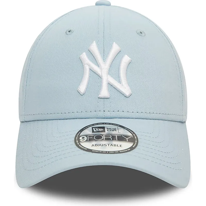 regulowana-jasnoniebieska-czapka-z-zakrzywionym-daszkiem-9forty-league-essential-new-york-yankees-mlb-od-new-era