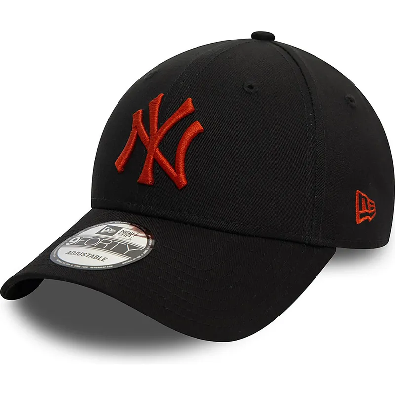 czarna-regulowana-czapka-z-zakrzywionym-daszkiem-z-czerwonym-logo-9forty-league-essential-new-york-yankees-mlb-new-era