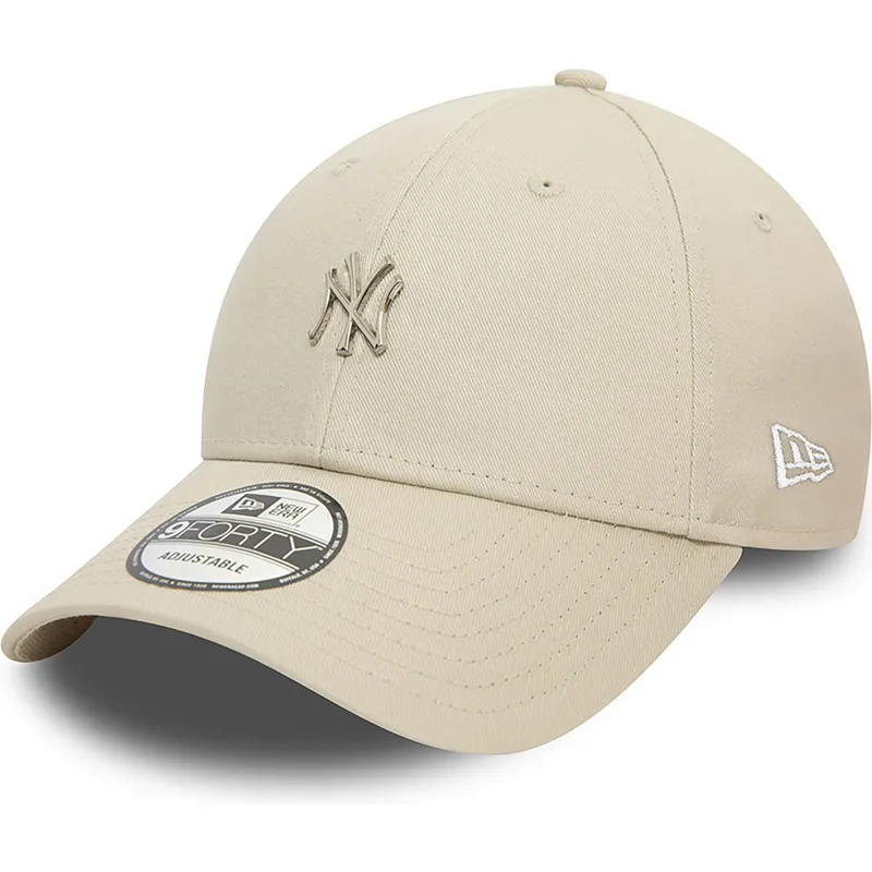 bezowa-regulowana-czapka-z-zakrzywionym-daszkiem-9forty-metallic-pin-new-york-yankees-mlb-new-era