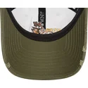 regulowana-biala-i-zielona-zakrzywiona-czapka-9twenty-washed-z-diablem-tasmanskim-looney-tunes-od-new-era