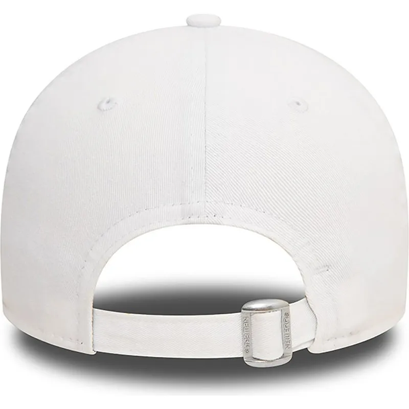 biala-i-zielona-zakrzywiona-czapka-z-regulacja-9twenty-washed-diabel-tasmanski-looney-tunes-new-era