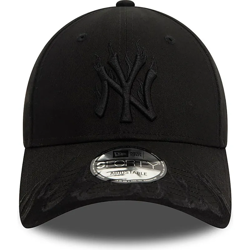 czarna-regulowana-czapka-z-zakrzywionym-daszkiem-z-czarnym-logo-9forty-flame-new-york-yankees-mlb-new-era