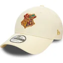 bezowa-regulowana-czapka-z-zakrzywionym-daszkiem-9forty-hogwarts-harry-potter-od-new-era