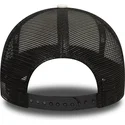 czapki-curva-czarny-snapback-bugs-bunny-and-his-friends-a-frame-looney-tunes-new-era