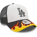 biala-i-szara-czapka-trucker-a-frame-flame-los-angeles-dodgers-mlb-od-new-era