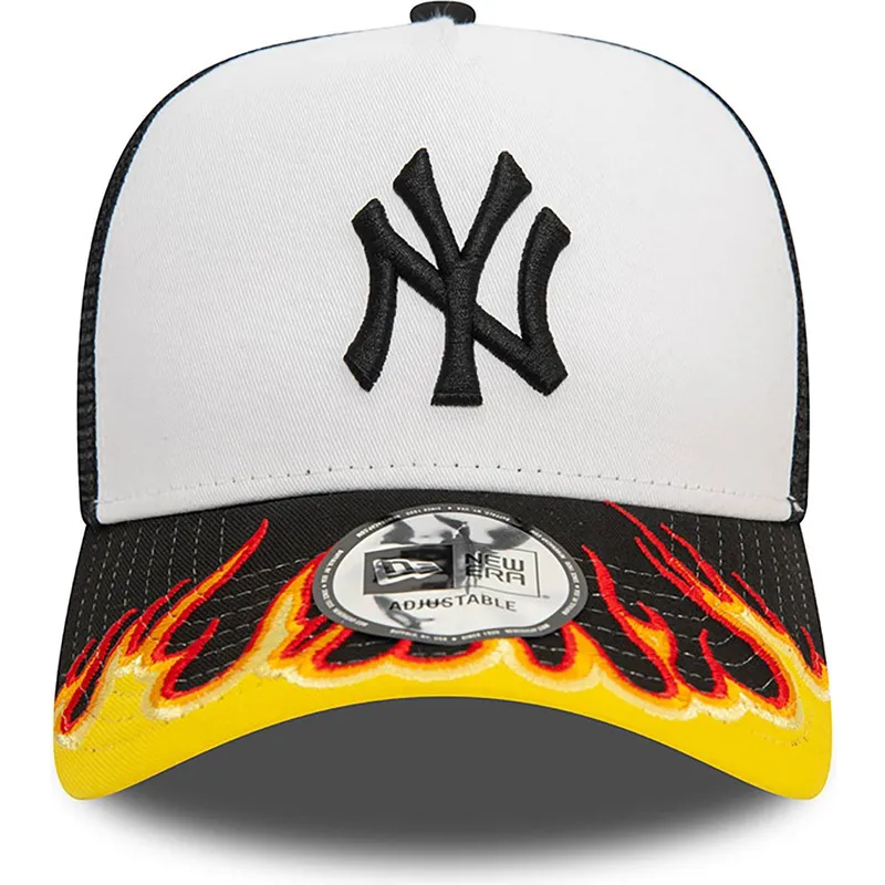 czapki-curva-bialy-snapback-a-frame-flame-new-york-yankees-mlb-new-era
