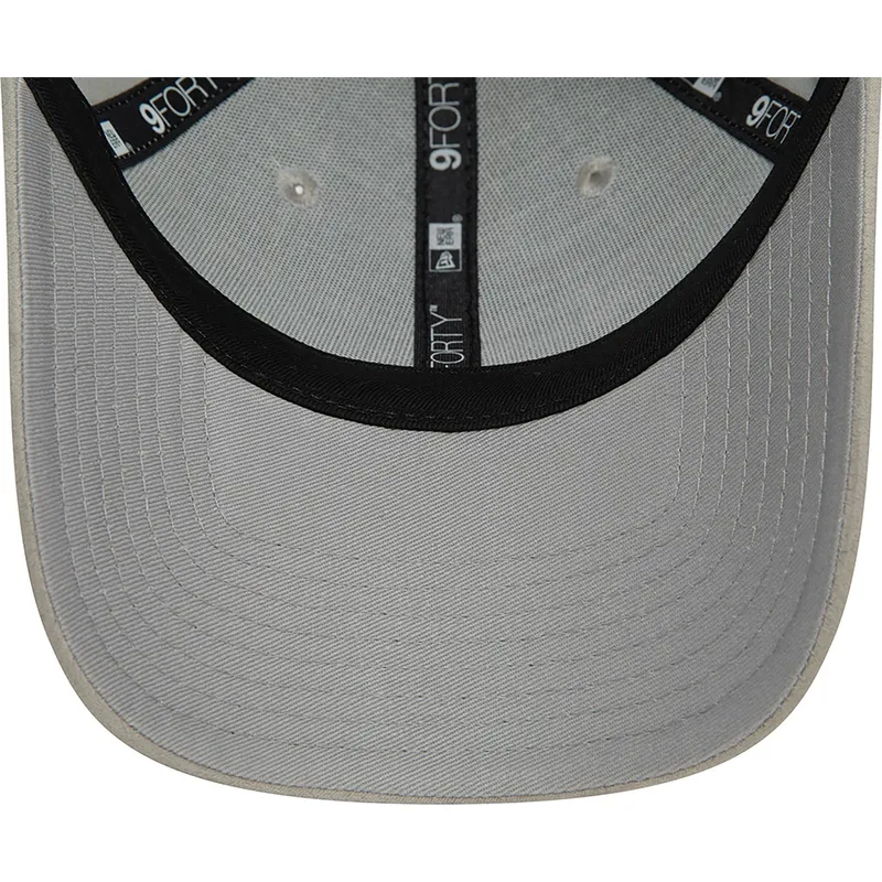 szara-regulowana-czapka-z-zakrzywionym-daszkiem-9forty-suede-valentino-rossi-vr46-motogp-new-era