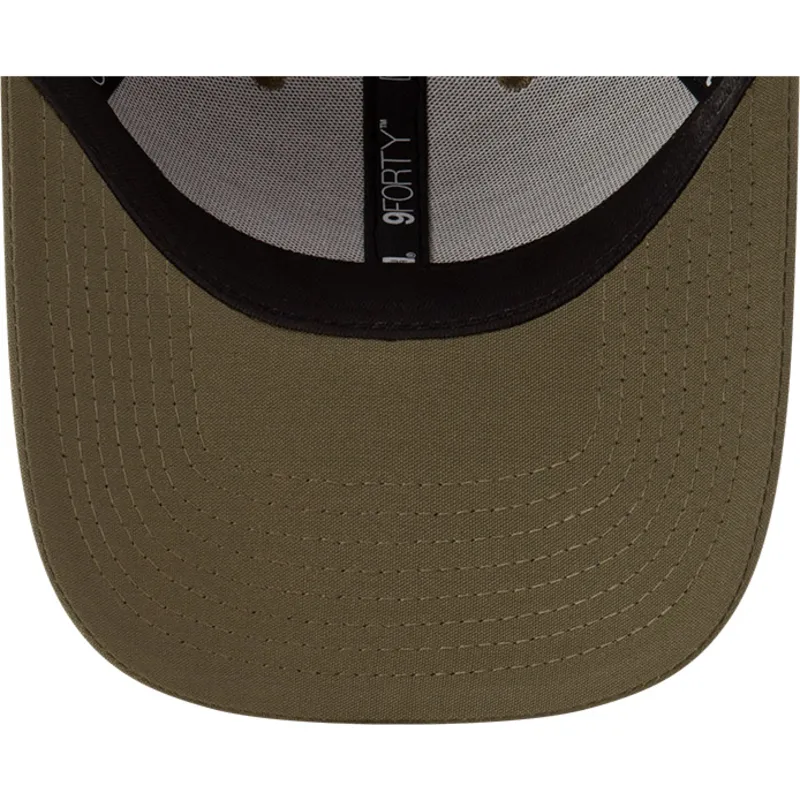 zielona-regulowana-czapka-z-zakrzywionym-daszkiem-9forty-repreve-wordmark-red-bull-racing-formula-1-new-era