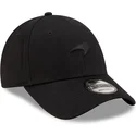czarna-regulowana-czapka-z-zakrzywionym-daszkiem-z-czarnym-logo-9forty-seasonal-mclaren-racing-formula-1-new-era