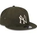 zielona-plaska-czapka-regulowana-9fifty-waxed-canvas-new-york-yankees-mlb-marki-new-era
