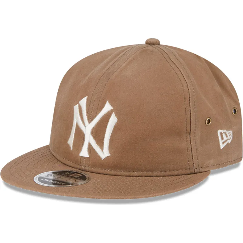 brazowa-regulowana-czapka-z-plaskim-daszkiem-9fifty-waxed-canvas-new-york-yankees-mlb-new-era