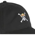 czarna-zakrzywiona-czapka-regulowana-straw-hat-pirates-skucd-one-piece-od-capslab