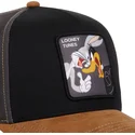 czarna-i-brazowa-czapka-z-daszkiem-snapback-bugs-bunny-i-kaczor-daffy-loo10-bad-looney-tunes-od-capslab