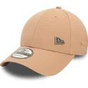rozowa-czapka-z-zakrzywionym-daszkiem-regulowana-9forty-pin-od-new-era