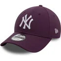 fioletowa-czapka-z-daszkiem-9forty-league-essential-new-york-yankees-mlb-od-new-era