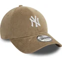 bezowa-regulowana-czapka-z-daszkiem-9forty-cord-new-york-yankees-mlb-new-era