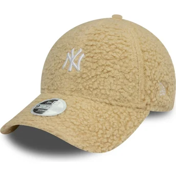 Beżowa zakrzywiona czapka z daszkiem 9FORTY Borg New York Yankees MLB New Era dla kobiet