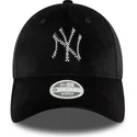 czarna-regulowana-czapka-z-zakrzywionym-daszkiem-dla-kobiet-9forty-velour-diamante-new-york-yankees-mlb-new-era