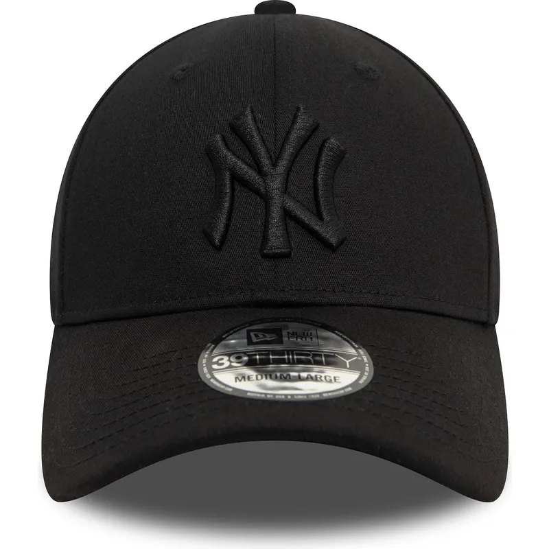 czarna-dopasowana-czapka-z-zakrzywionym-daszkiem-z-czarnym-logo-39thirty-monochrome-new-york-yankees-mlb-od-new-era