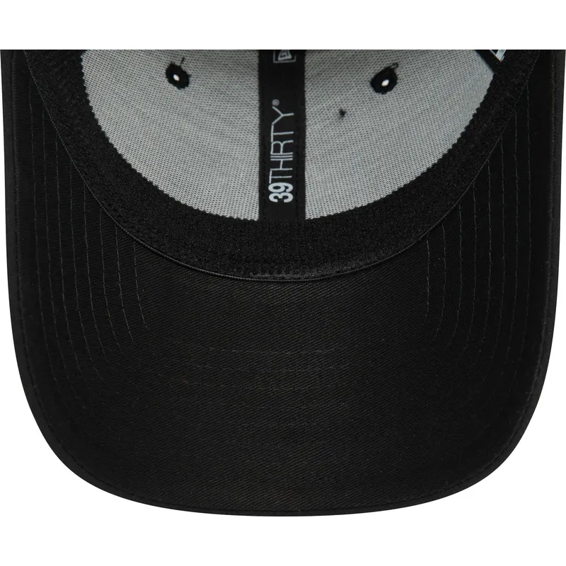 czarna-zakrzywiona-czapka-z-regulacja-z-czarnym-logo-39thirty-stretch-nylon-new-york-yankees-mlb-od-new-era