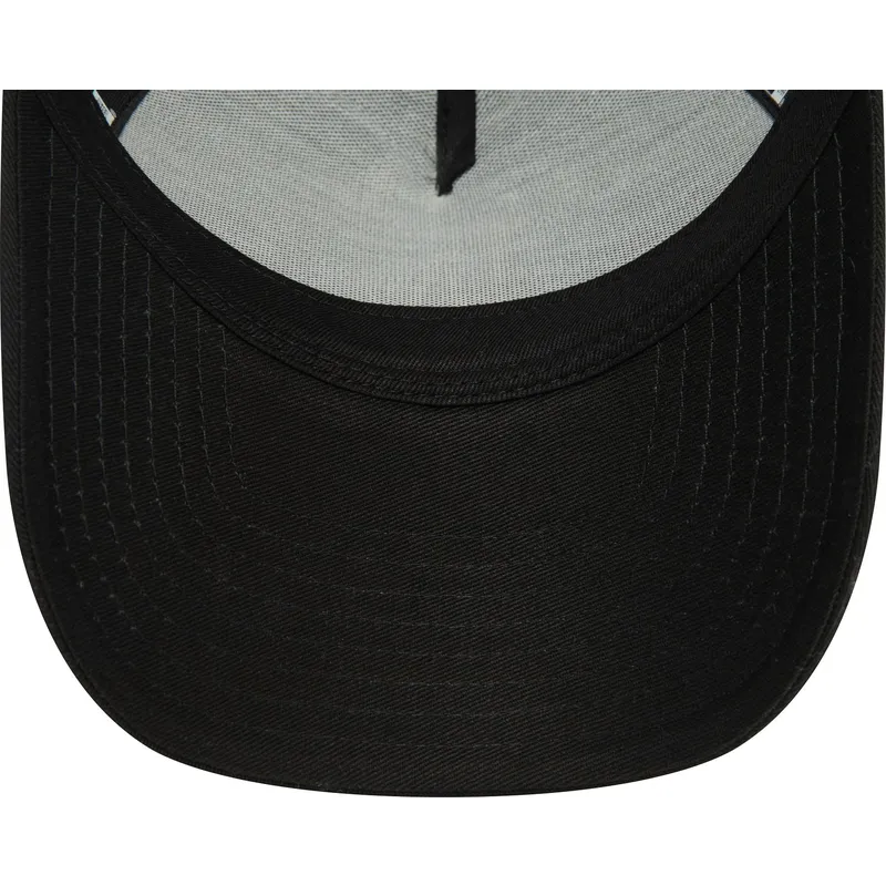 czarna-czapka-z-zakrzywionym-daszkiem-snapback-z-bezowym-logo-9forty-e-frame-league-essential-los-angeles-dodgers-mlb-marki-new-