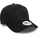 czarna-czapka-z-zakrzywionym-daszkiem-snapback-z-czarnym-logo-9forty-e-frame-monochrome-los-angeles-lakers-nba-od-new-era