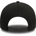 czarna-czapka-z-daszkiem-snapback-z-czarnym-logo-9forty-e-frame-monochrome-chicago-bulls-nba-od-new-era