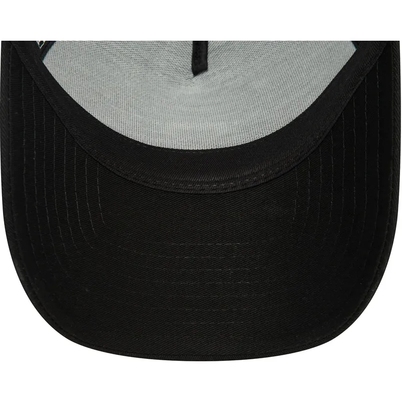 czarna-czapka-z-daszkiem-snapback-z-czarnym-logo-9forty-e-frame-monochrome-chicago-bulls-nba-od-new-era