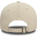 bezowa-czapka-z-zakrzywionym-daszkiem-regulowana-9twenty-heritage-script-od-new-era