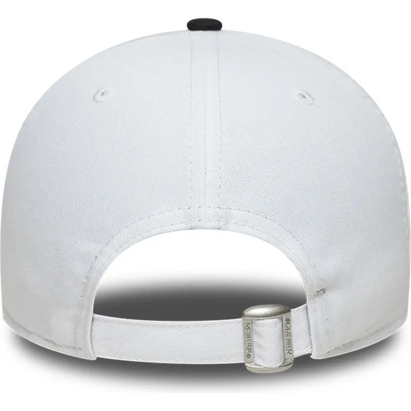 biala-regulowana-czapka-z-zakrzywionym-daszkiem-9forty-core-pio-fc-kings-league-new-era
