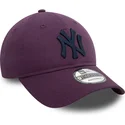 fioletowa-czapka-z-zakrzywionym-daszkiem-regulowana-z-granatowym-logo-9twenty-league-essential-new-york-yankees-mlb-od-new-era