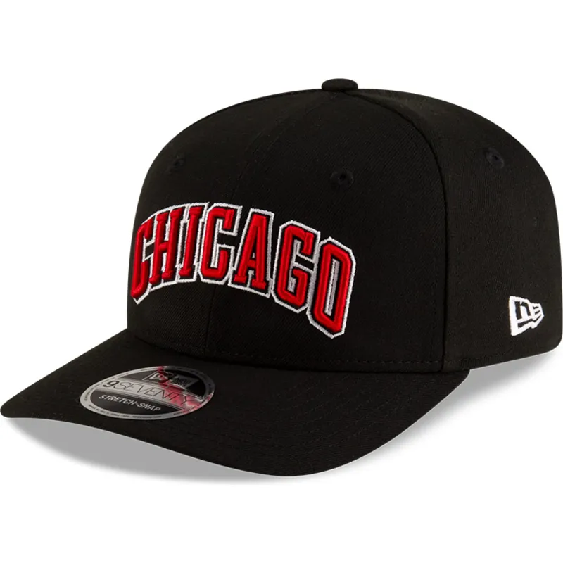 czarna-zakrzywiona-czapka-snapback-9seventy-statement-stretch-snap-chicago-bulls-nba-new-era