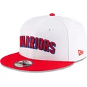 biala-i-czerwona-czapka-z-daszkiem-typu-snapback-9fifty-classic-golden-state-warriors-nba-marki-new-era