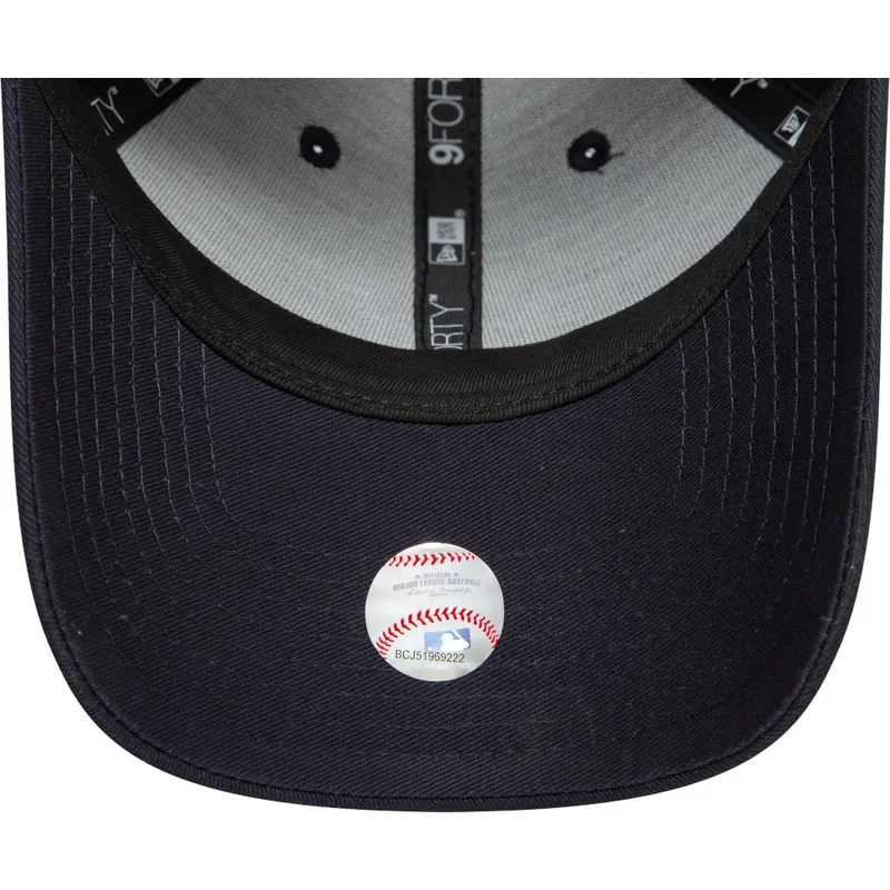 granatowa-zakrzywiona-czapka-regulowana-z-niebieskim-logo-9forty-league-essential-new-york-yankees-mlb-new-era
