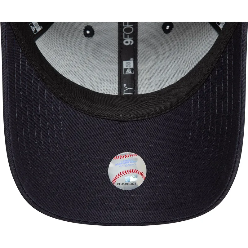 czapka-z-zakrzywionym-daszkiem-granatowa-regulowana-z-zlotym-logo-9forty-metallic-los-angeles-dodgers-mlb-od-new-era