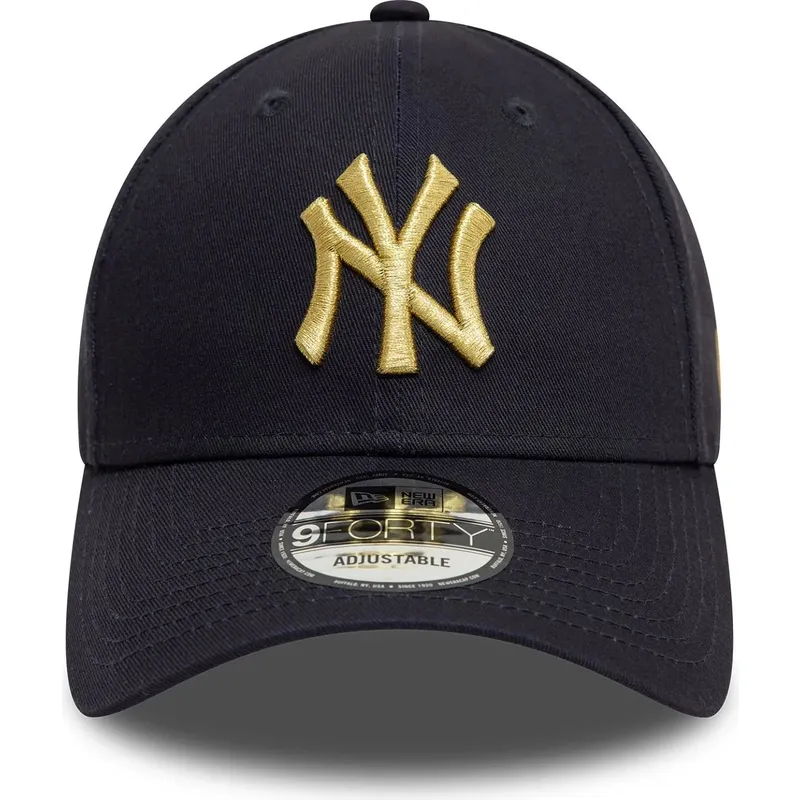 granatowa-zakrzywiona-czapka-regulowana-ze-zlotym-logo-9forty-metallic-new-york-yankees-mlb-new-era