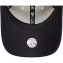 new-era-curved-brim-9forty-colour-block-new-york-yankees-mlb-beige-and-navy-blue-adjustable-cap