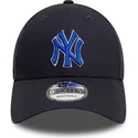 granatowa-zakrzywiona-czapka-regulowana-z-niebieskim-logo-9forty-side-patch-new-york-yankees-mlb-new-era