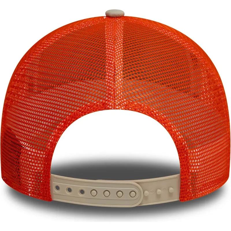 bezowo-pomaranczowa-czapka-truckerka-9forty-a-frame-summer-patch-z-kolekcji-taste-the-sunshine-od-new-era