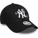 czarna-regulowana-czapka-z-zakrzywionym-daszkiem-dla-kobiet-9twenty-icon-butterflies-new-york-yankees-mlb-new-era