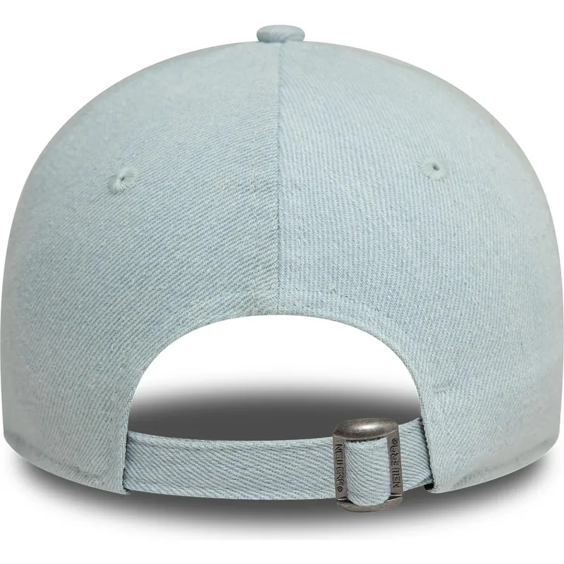 jasnoniebieska-regulowana-czapka-z-daszkiem-dla-kobiet-z-rozowym-logo-9forty-denim-icon-heart-new-york-yankees-mlb-new-era