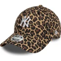 damska-czapka-z-daszkiem-w-panterke-regulowana-9forty-new-york-yankees-mlb-od-new-era
